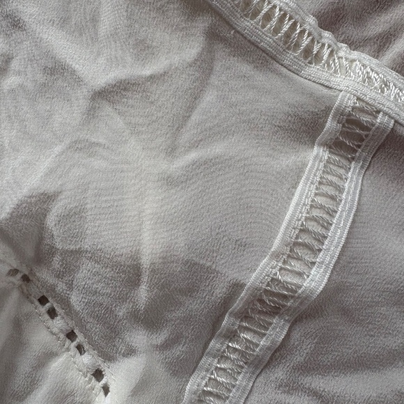 Blouse - Picture 2 of 5